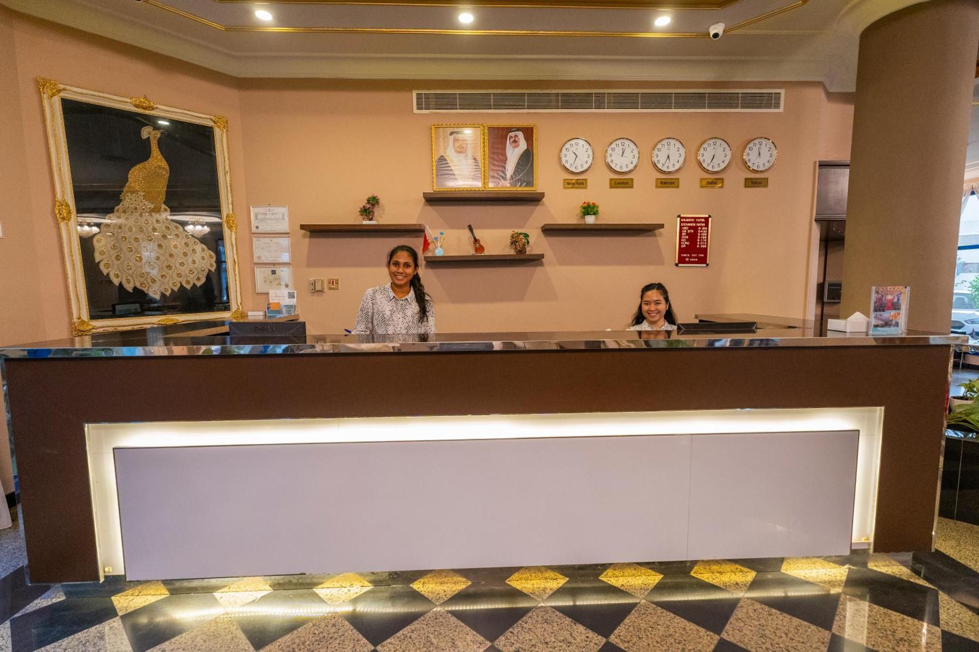 Majestic Hotel Манама Экстерьер фото